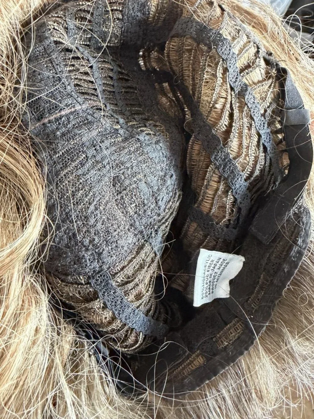Paula Young Gayle-A3538 Long Brown Wavy Wig-Made In Japan GUC